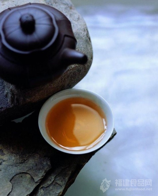 98%的茶树都喷农药    中国茶叶“农残”缠身（图）